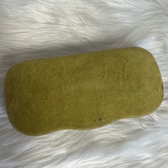 Gucci sunglass case only - Picture 4 of 6